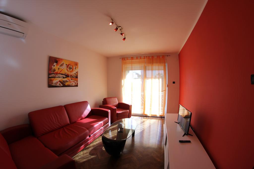 Apartments Neno Umag Exterior photo